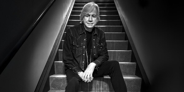 Justin Hayward brengt zijn iconische hits naar Viage