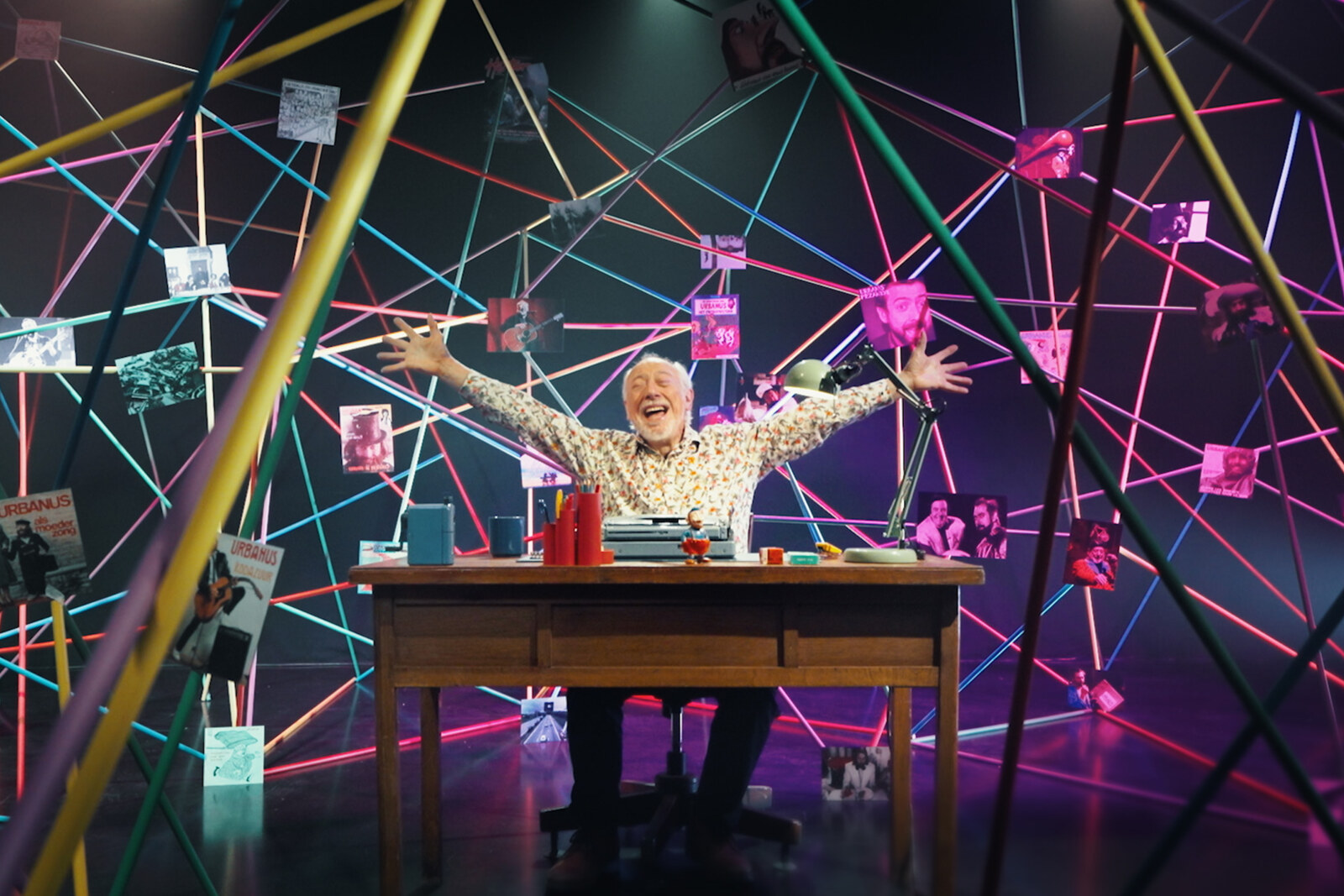 Duik mee in het geheugen en oeuvre van Urbanus in Urbanus van binnen