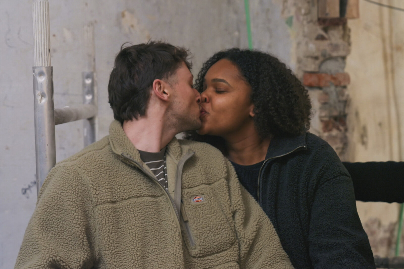Ashley & Emiel en Axelle & Seppe strijden verder voor hun droomhuis in Huis Gemaakt