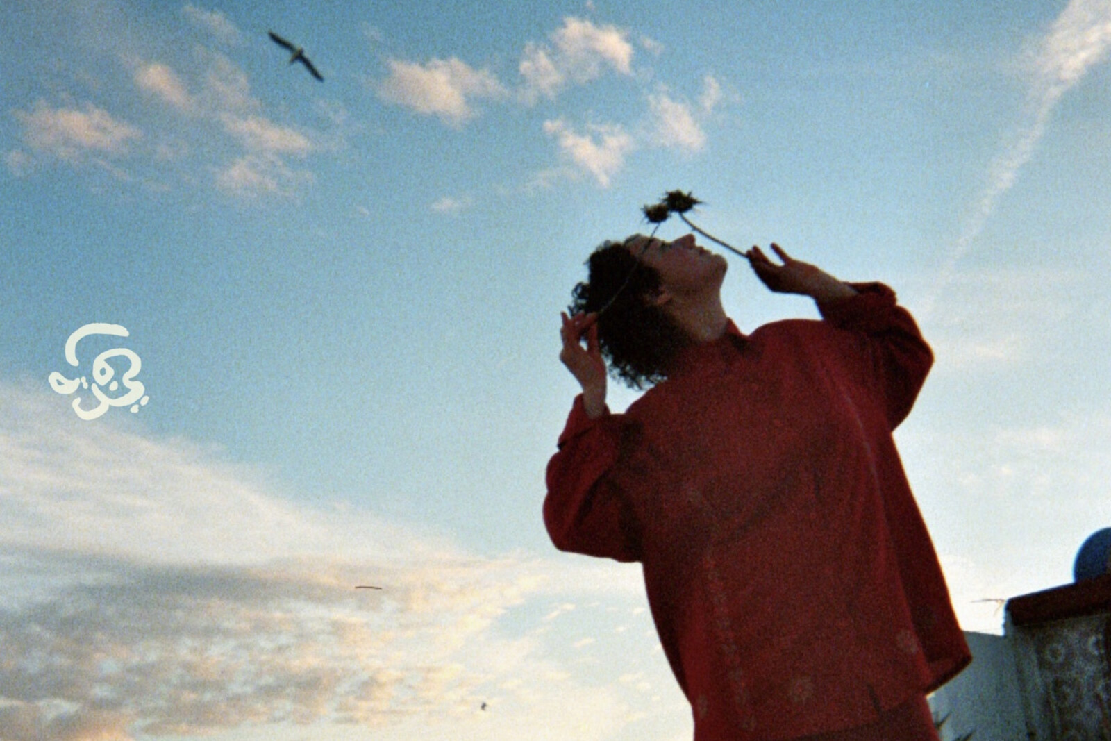 Roufaida kondigt debuutalbum aan met hoopvolle tweede single Silver Linings
