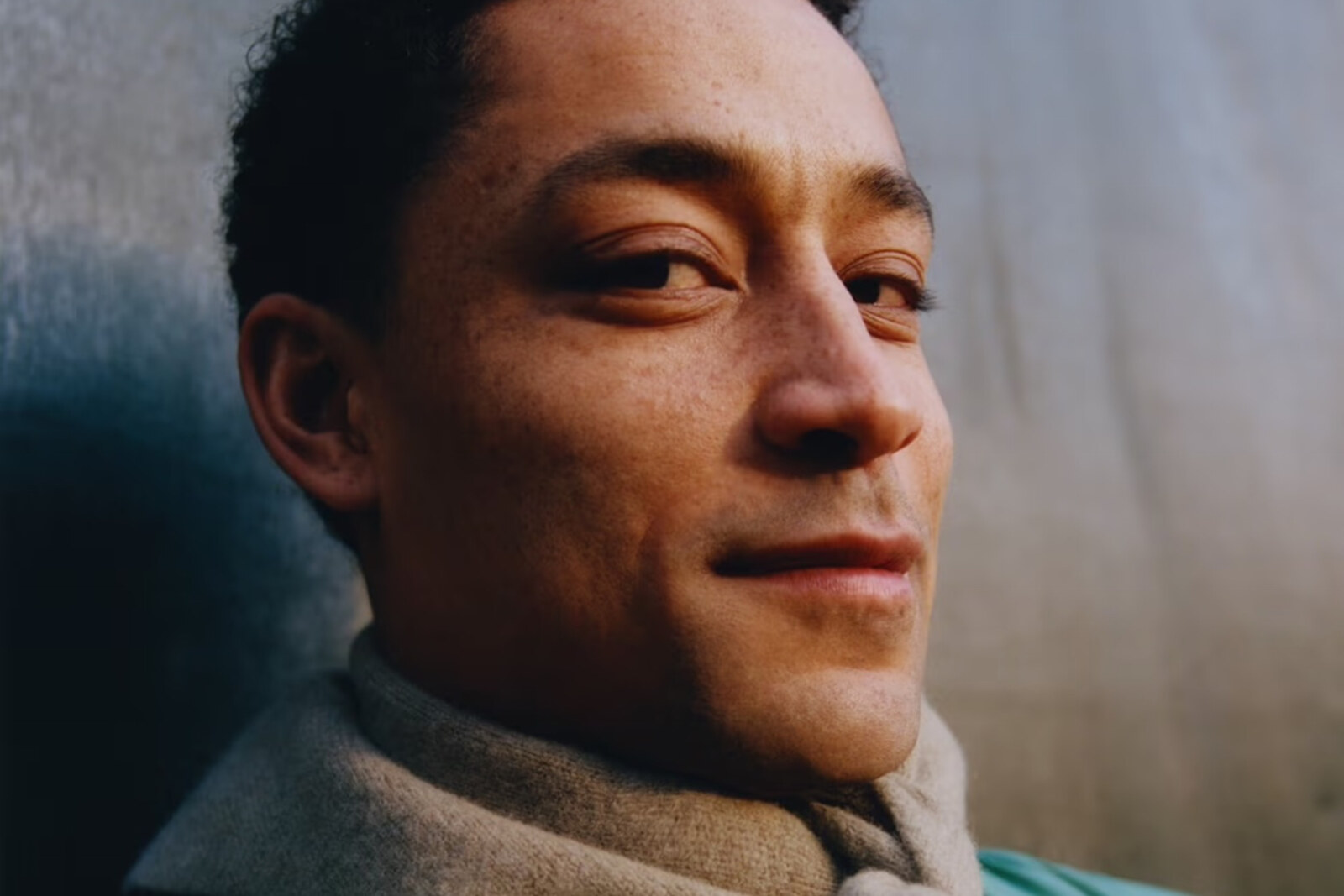 Loyle Carner komt op zaterdag 25 oktober 2025 in Vorst Nationaal