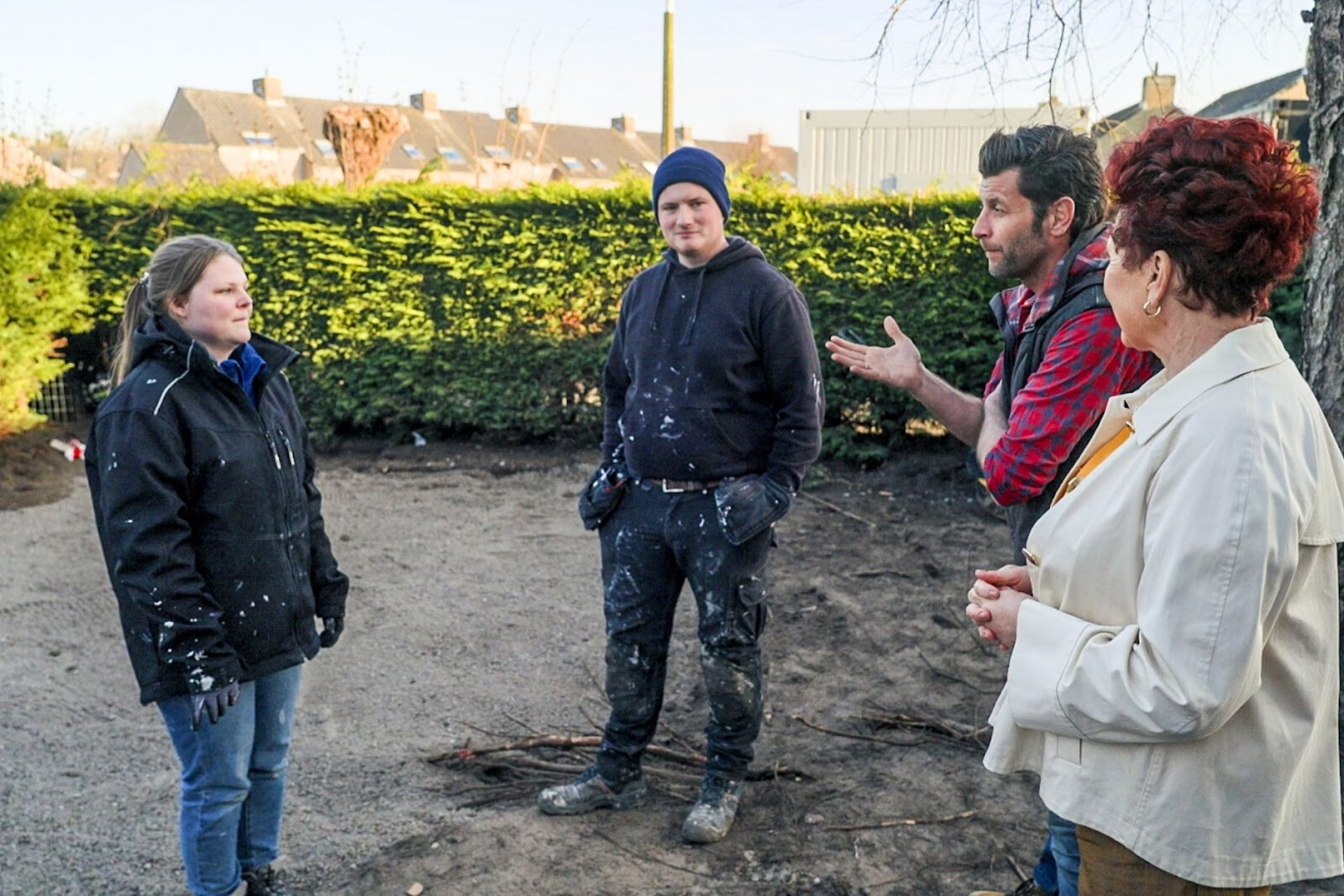 "Gaan we er een kerkhof van maken?": Seppe twijfelt aan Axelle haar tuinplannen