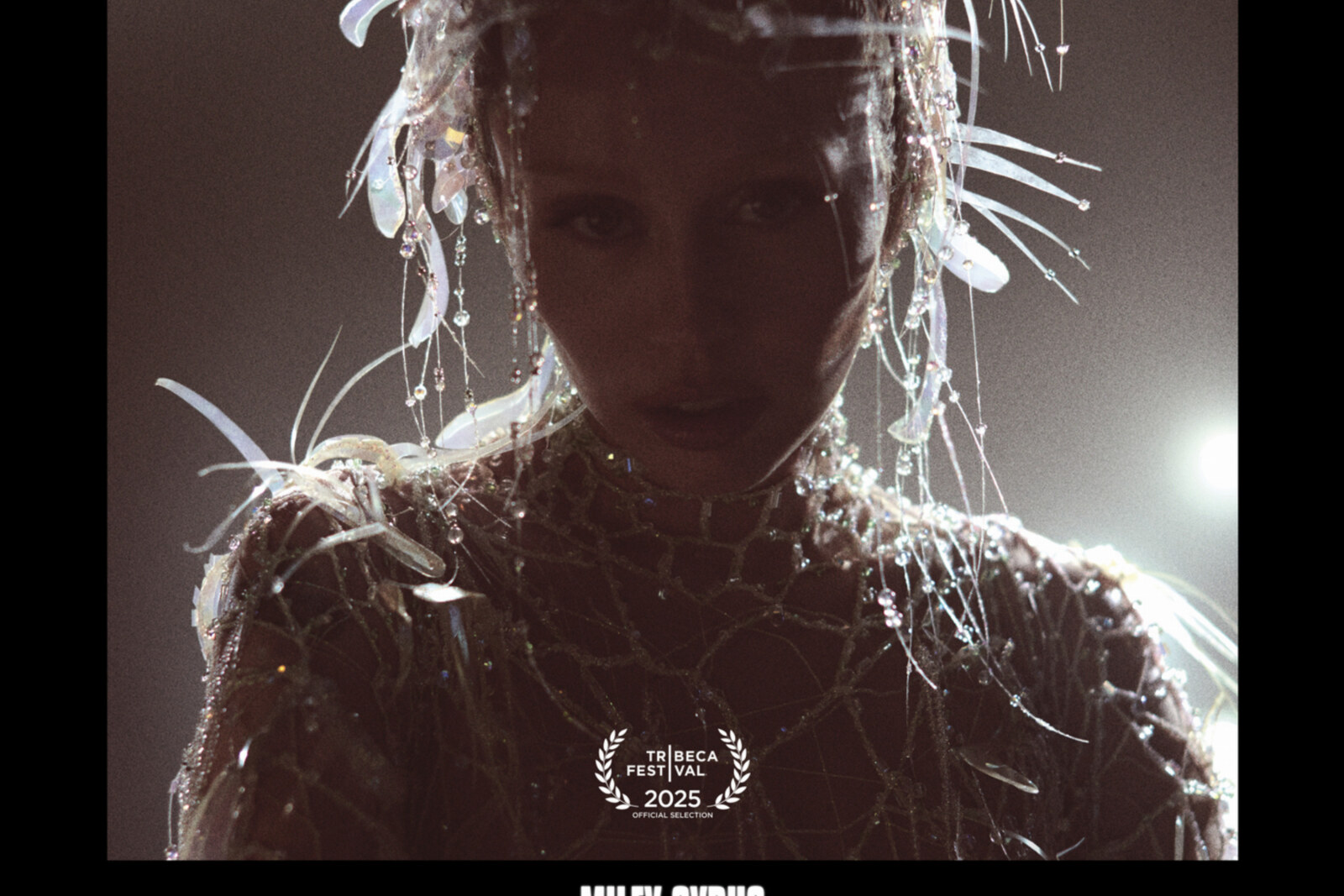 De indrukwekkende film Miley Cyrus: Something Beautiful blaast je binnenkort omver in Kinepolis
