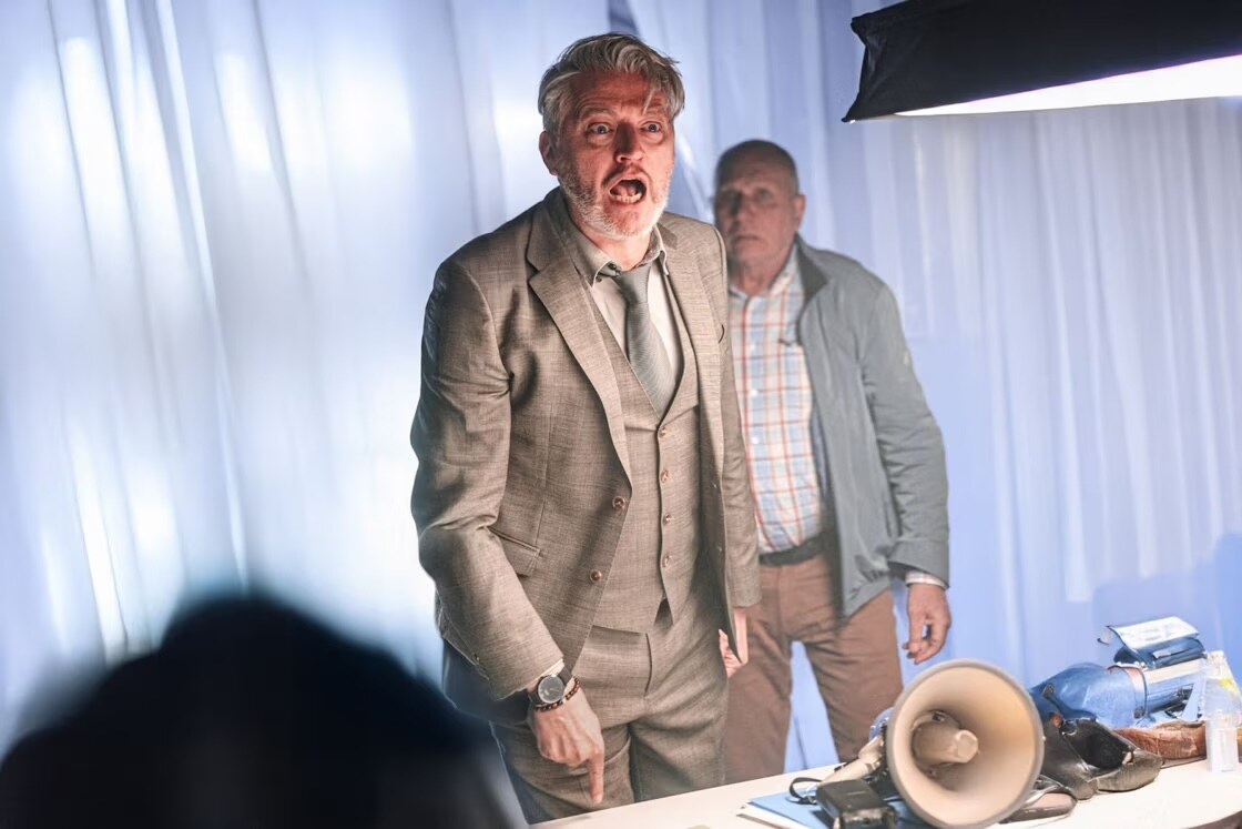 Beleef de spannendste avond van het seizoen samen met de Familie-cast in Kinepolis Antwerpen