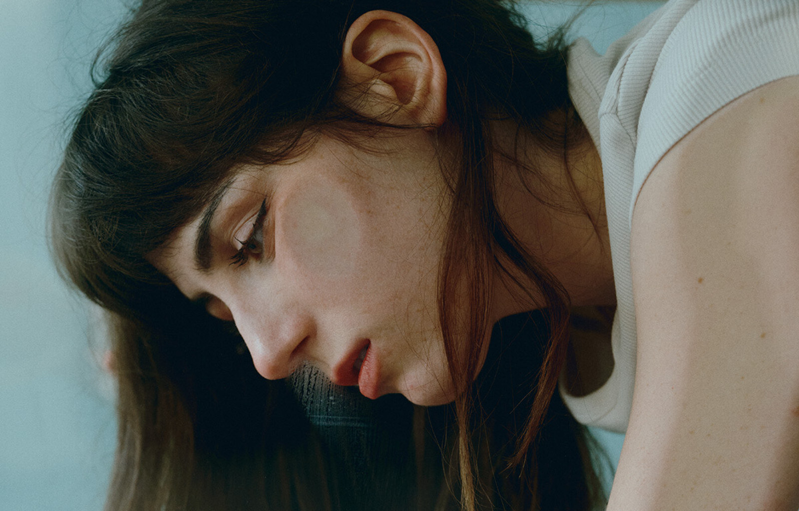 dodie kondigt nieuwe single 'I’M FINE!’ aan en komt op 1 november naar De Roma in Antwerpen