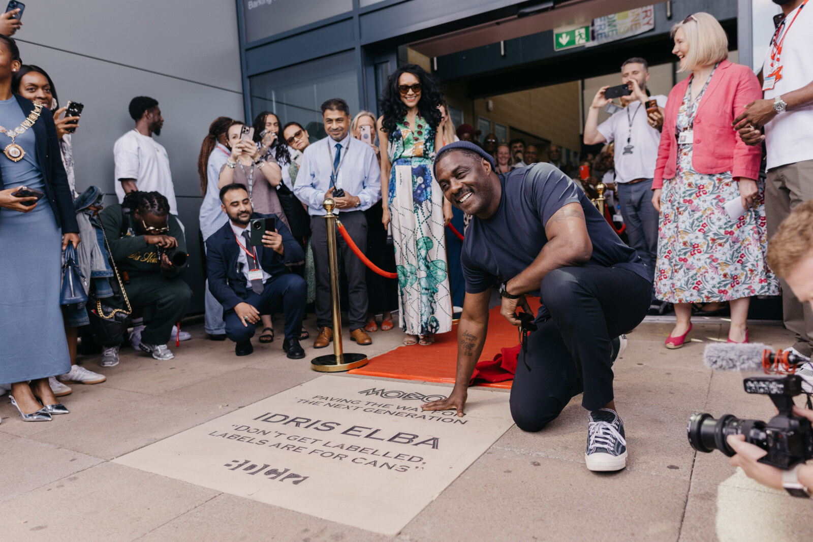 Mobo honours Idris Elba OBE with ‘Paving the Way’ Stone at Barking & Dagenham College ahead of  30th anniversary celebrations