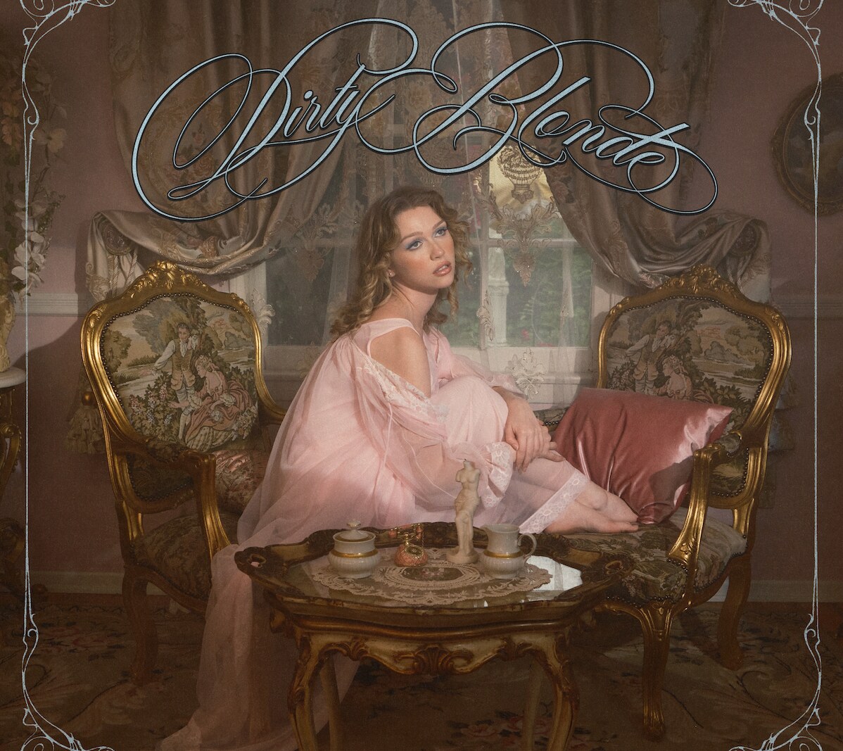 Mollie Elizabeth announces her debut EP, titled Dirty Blonde, to be released on 6.27 via Neon Gold