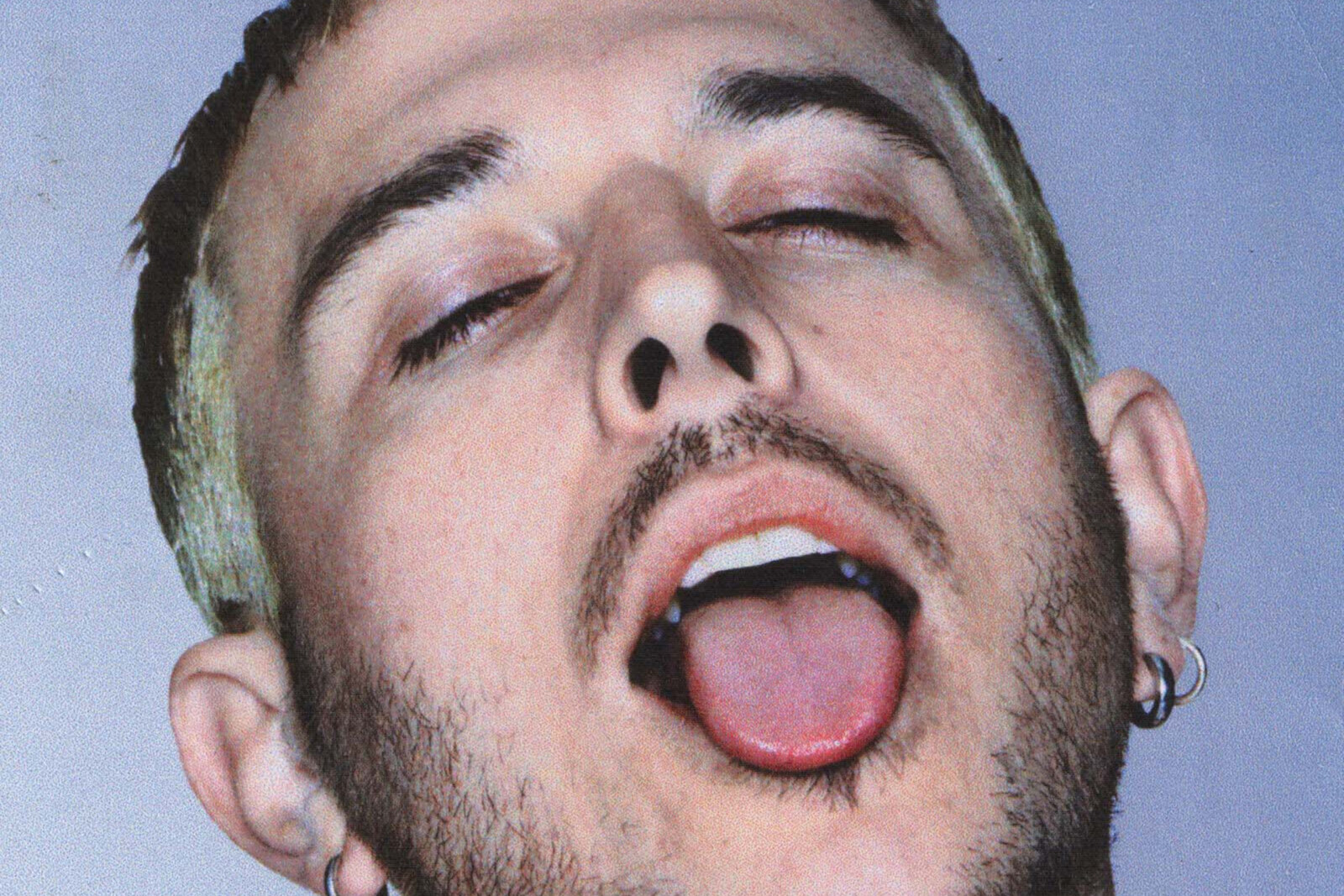 Oscar And The Wolf releases "Obsessed"