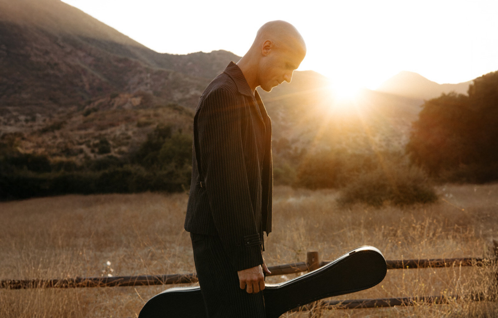 Milow in voorjaar 2026 in theaters met akoestische tournee 'Boy Made Out of Stars - Unplugged 2026'