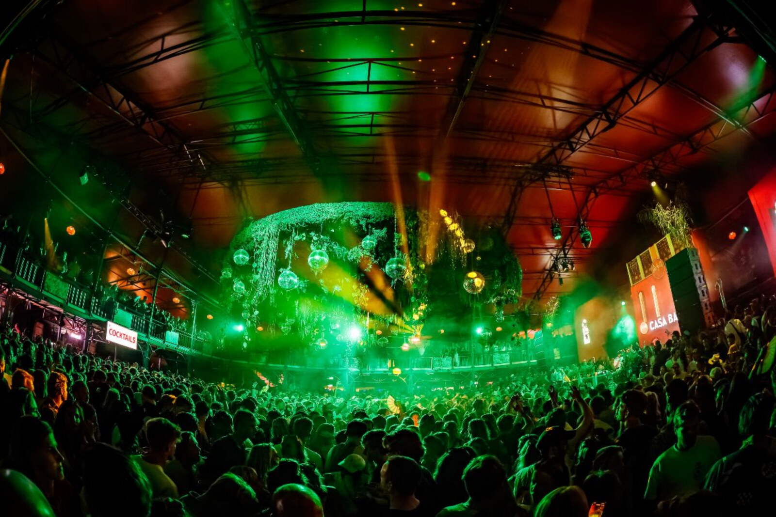 Lowlands: Het programma voor de Hacienda