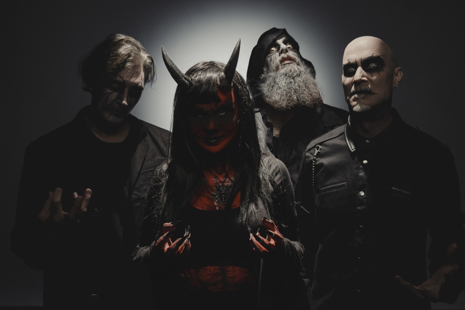 VESSELES Releases "Flesh Throne"