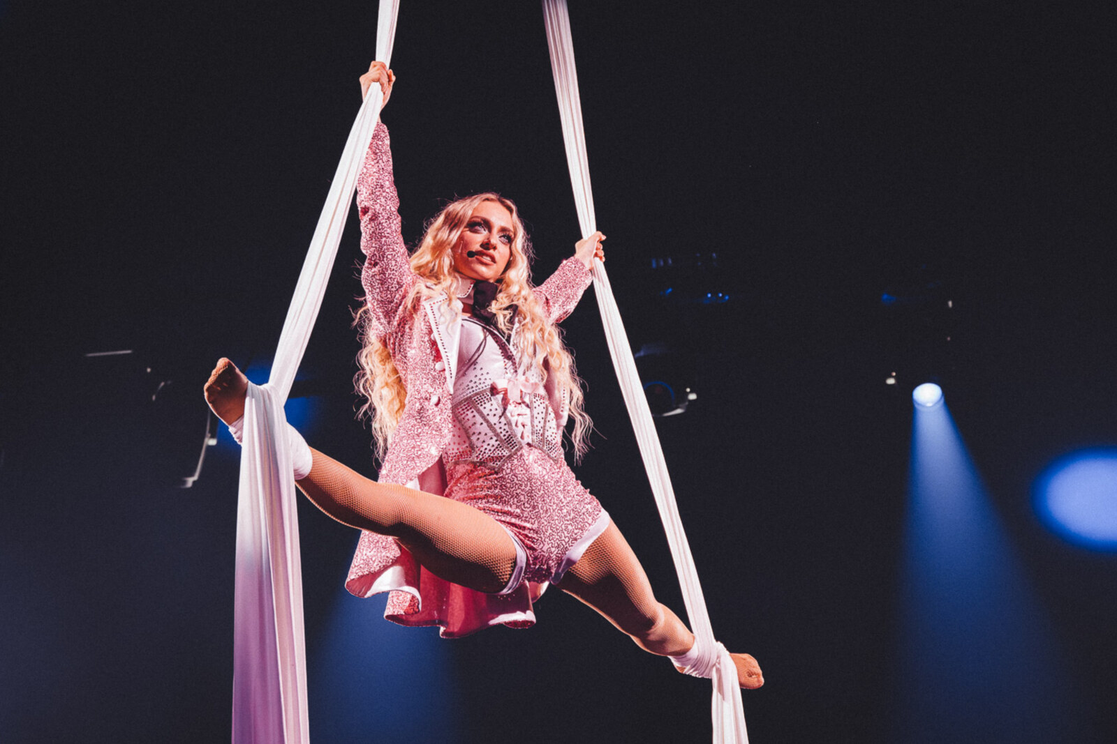 Spectaculaire avant-première voor CIRCUS CAMILLE