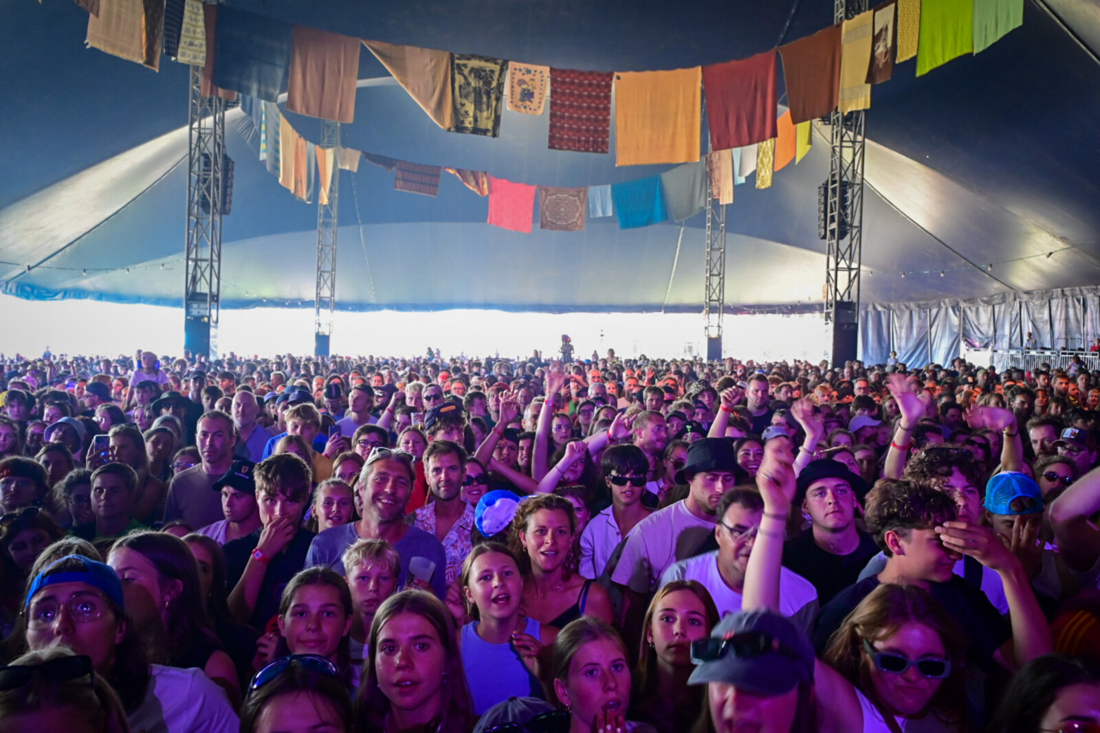 Gedroomde eerste, uitverkochte festivaldag van Festival Dranouter 2025