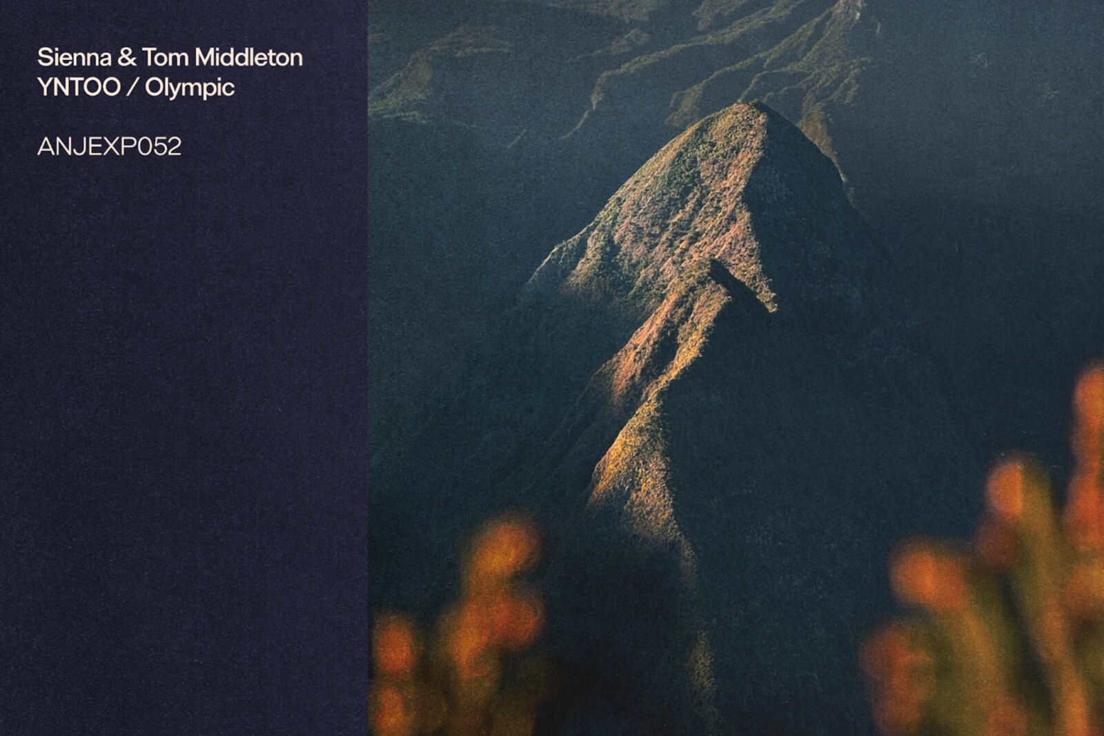 Sienna & Tom Middleton ‘YNTOO / Olympic’ w/ Exclusive ’92 Mix and Scuba Remix