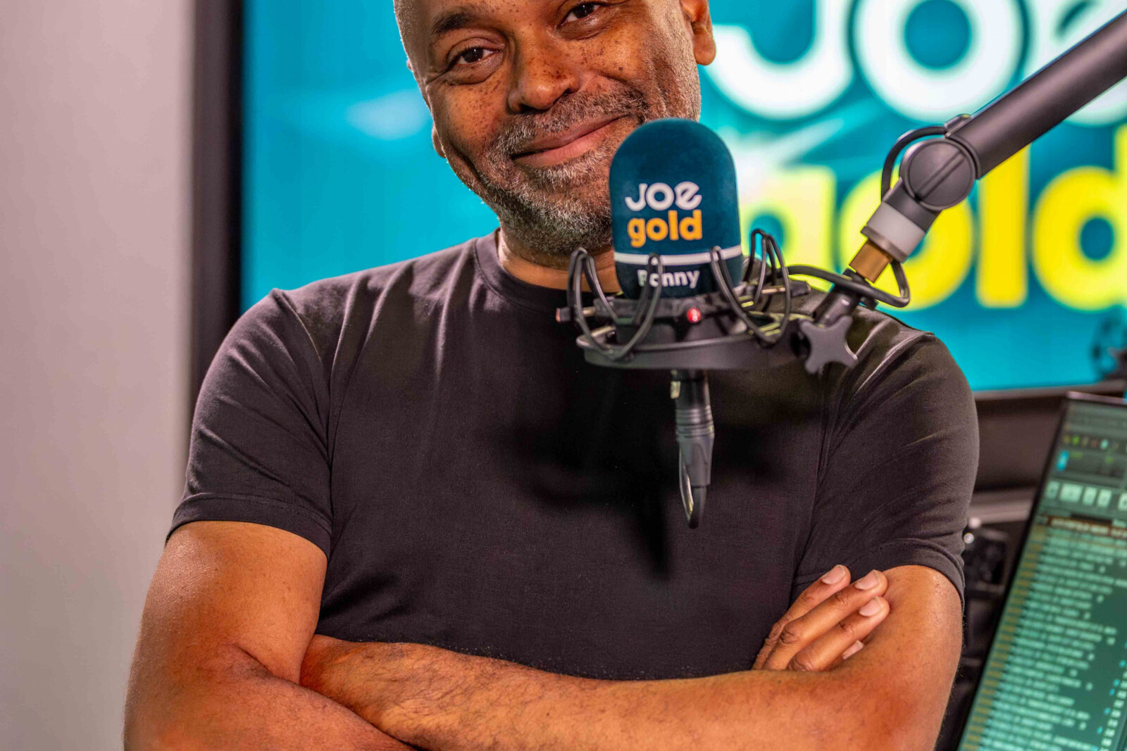 Ronny Mosuse blaast de fuiven van vroeger nieuw leven in met Ronny’s Retrofuif bij JOE Gold