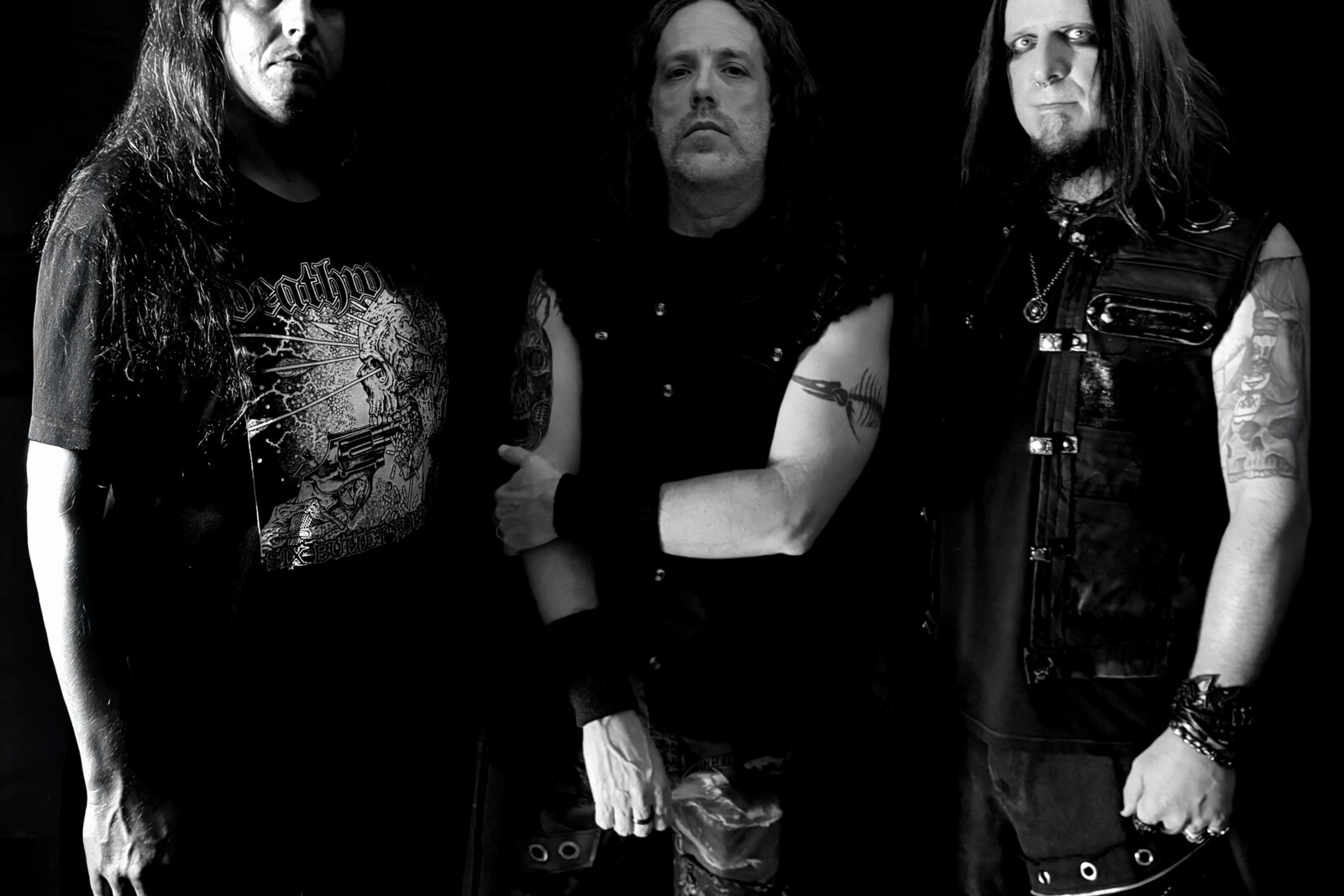 Embers Of Dawn Releases "Eden Unknown," a Dark Reflection on Emotional Disconnection in a Hyperconnected World