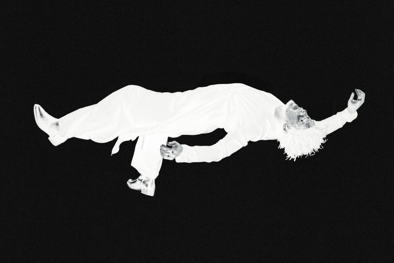 Labrinth releases "IMPLOSION" 