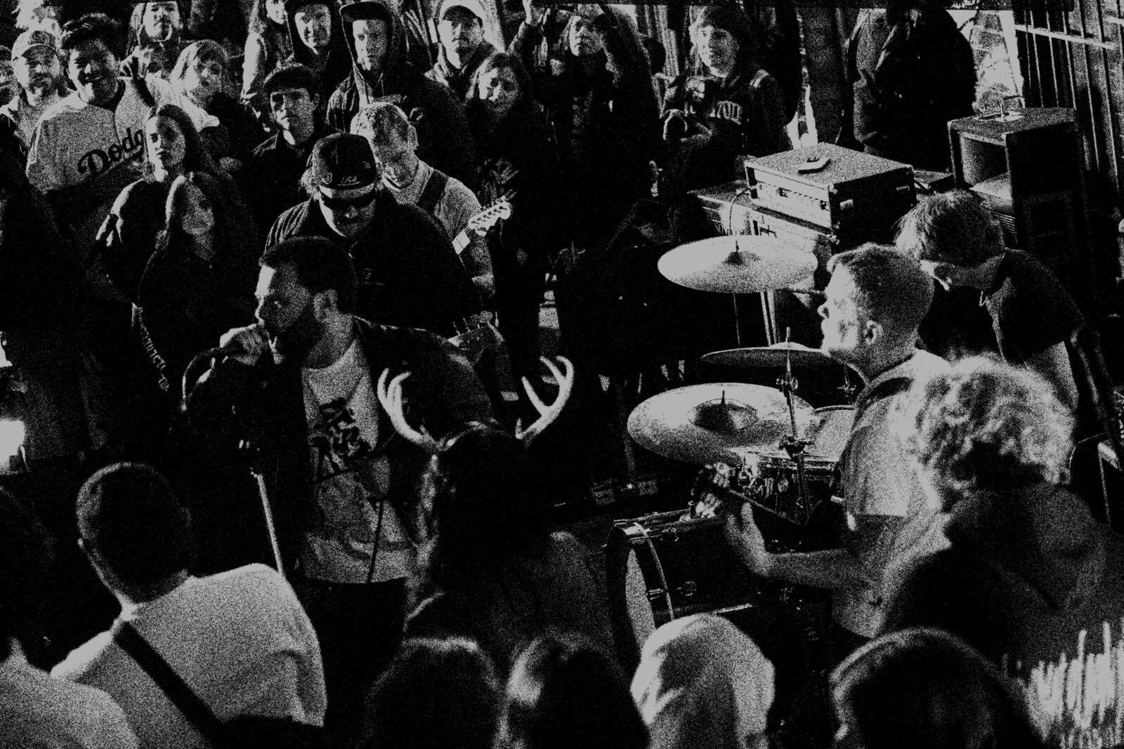 Hardcore band Skin Show deliver loud, fast and raw on new single "Dirt"