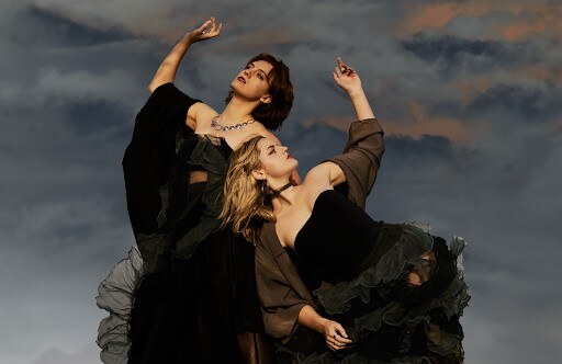 Charm of Finches - Melbourne Sister Duo Chart "Meteor" Tour  || Stream the Single + Video Now