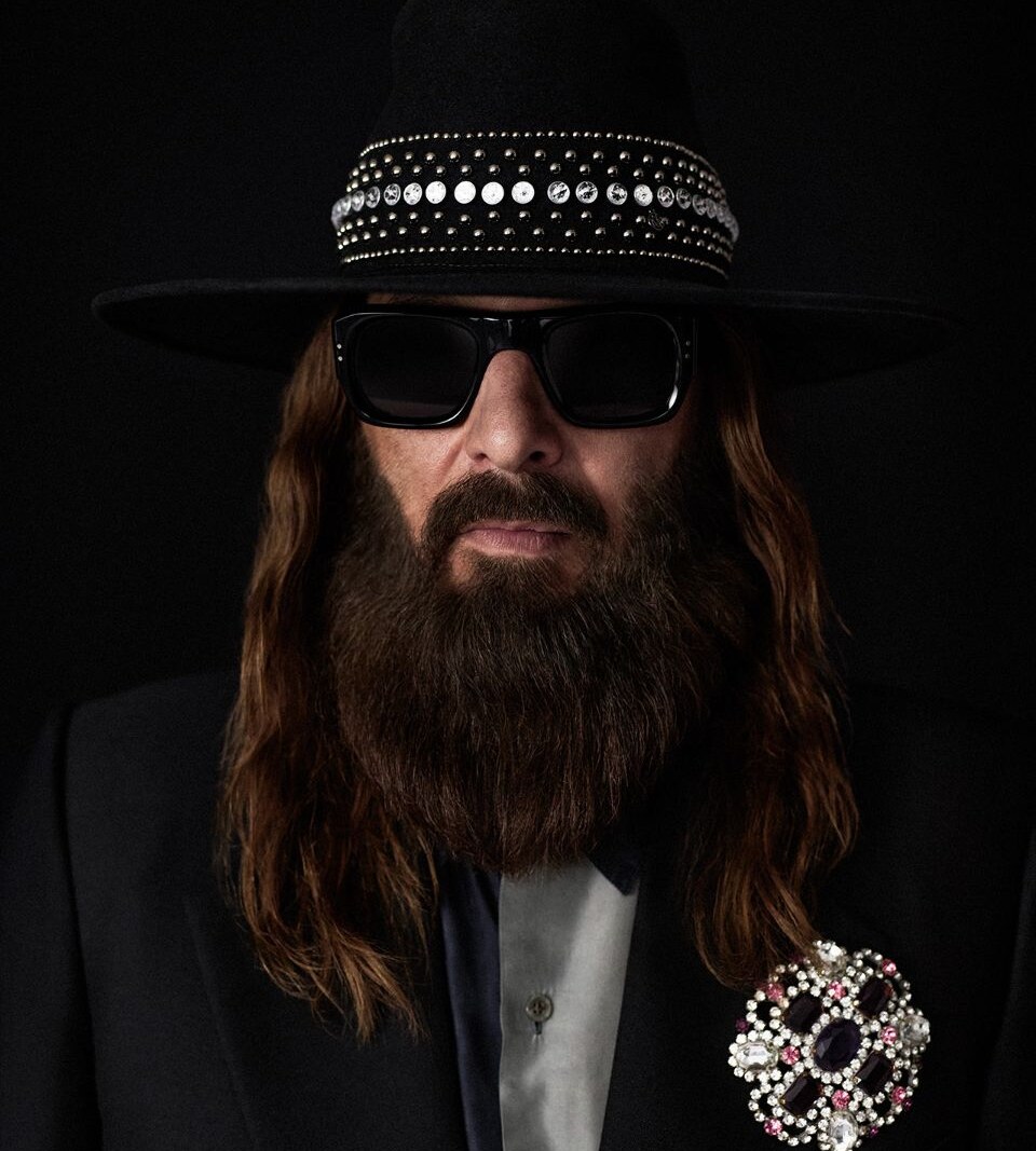 Sébastien Tellier unveils his brand new track “Parfum Diamant”