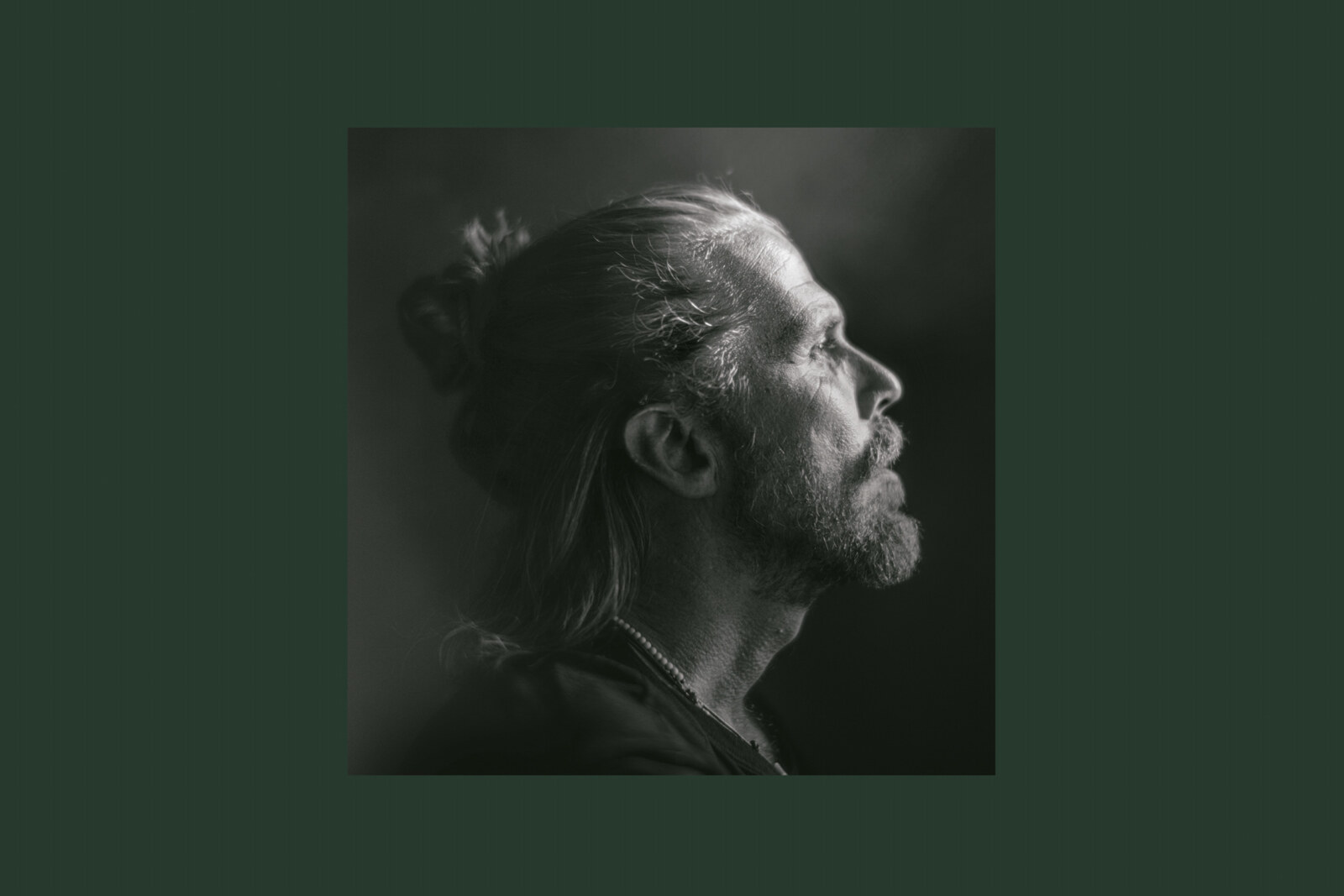 TP Le Green deelt hartverscheurende debuutsingle 'Amen'