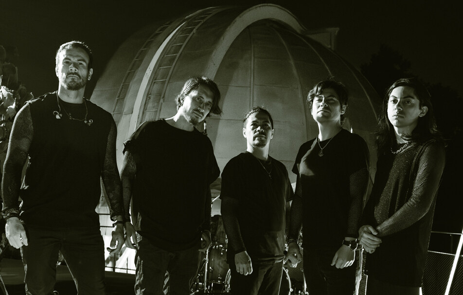 Intrascendence drops a live session filmed at the cradle of Southern astrophysics