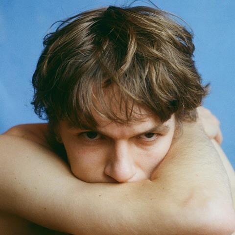 Debuutsingle Frans Kalf krijgt de titel ‘Terwijl Je Voor Me Stond’