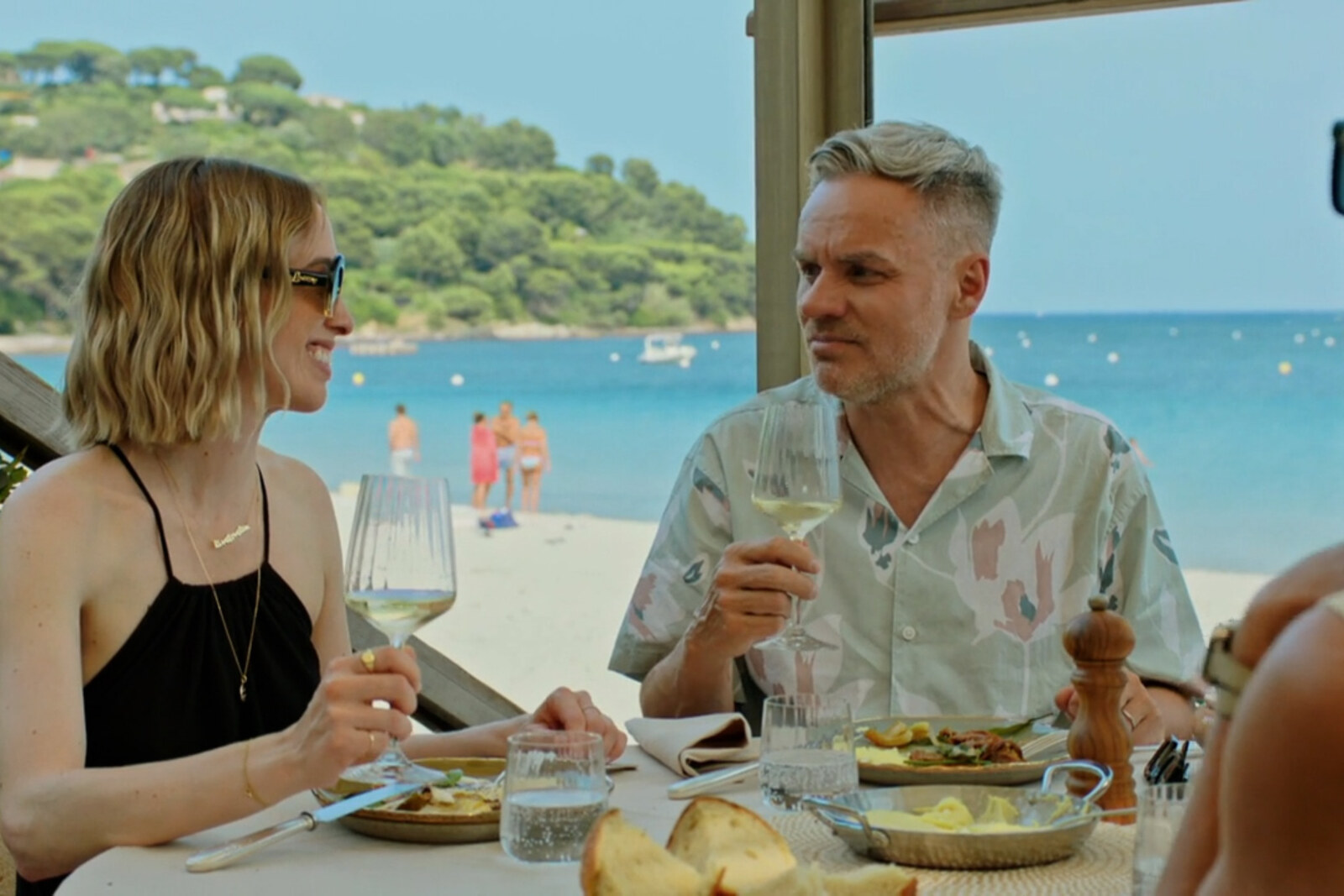 Vanavond opent Maison Verhulst voor het eerst zijn deuren in Saint-Tropez voor Peter Van de Veire en Ilse Van Loy