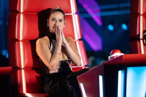 “Vergelijk jij mij nu met een visboer?”: de strijd tussen de coaches barst meteen los in The Voice