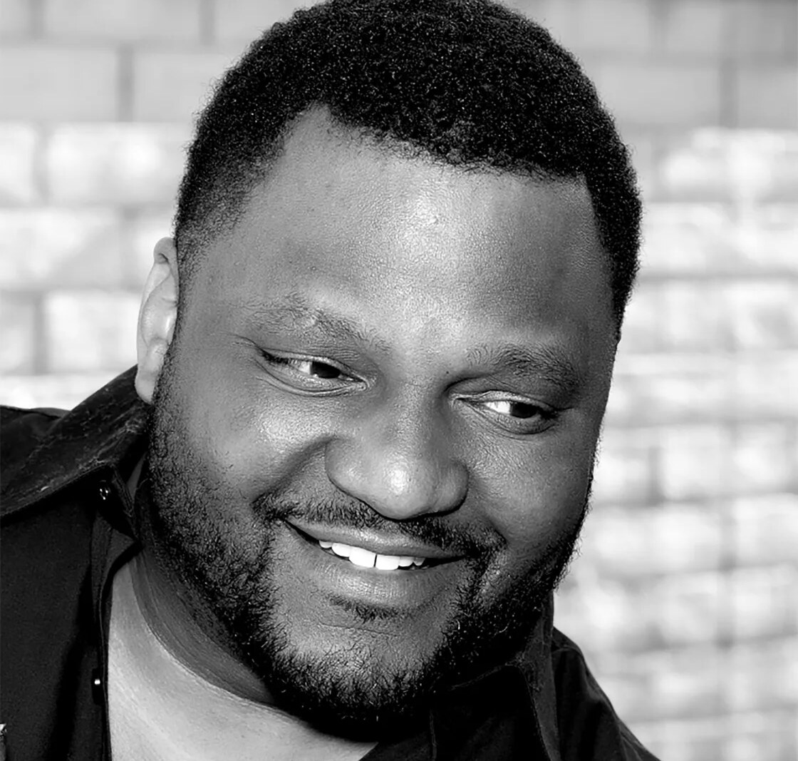 Comedian, imitator en acteur Aries Spears naar Meervaart Amsterdam