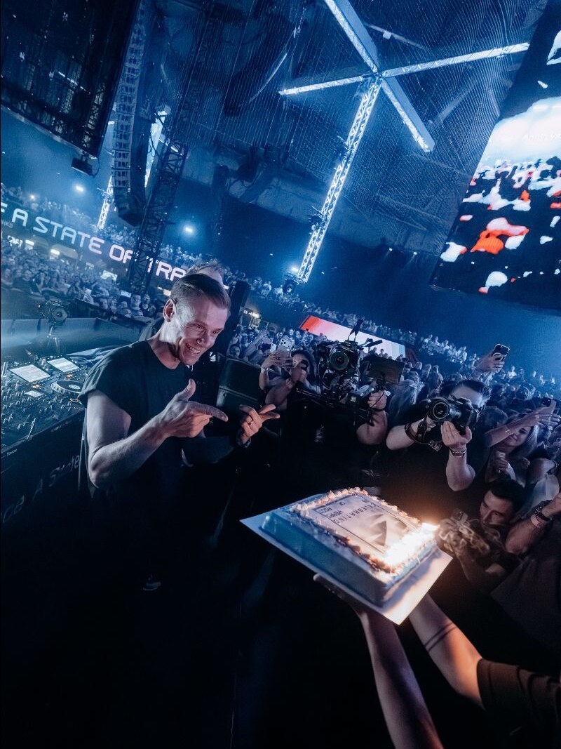 20,000 Fans Kick Off A State of Trance’s 25th Anniversary in Rotterdam