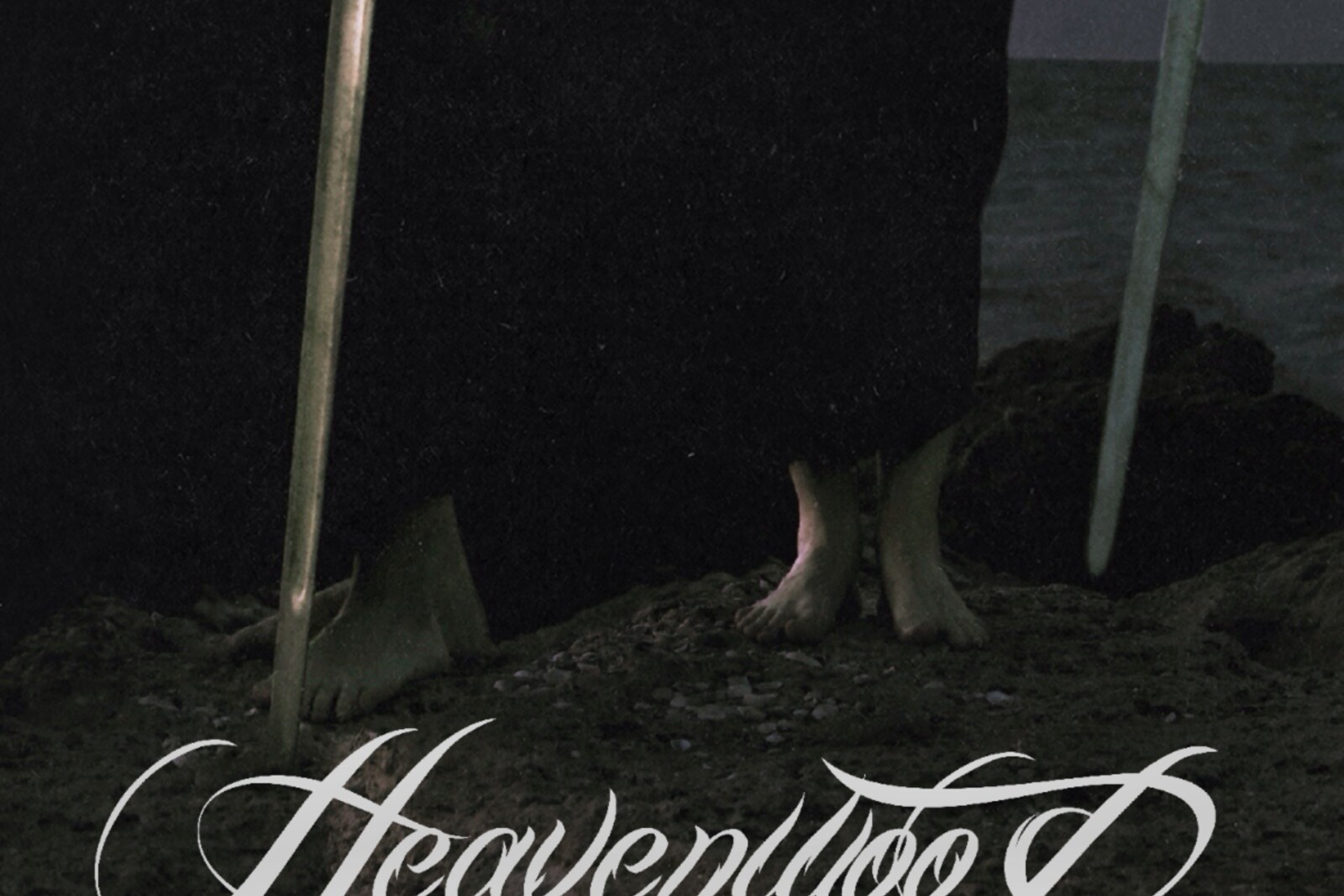 Heavenwood unveils "The Moon" from new album