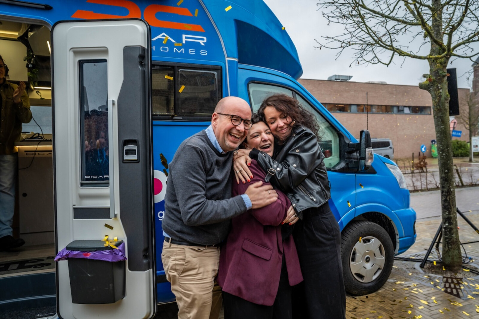 Na 12 dagen is het zover: Lize uit Tielt-Winge wint de Camper van Sven & Anke!