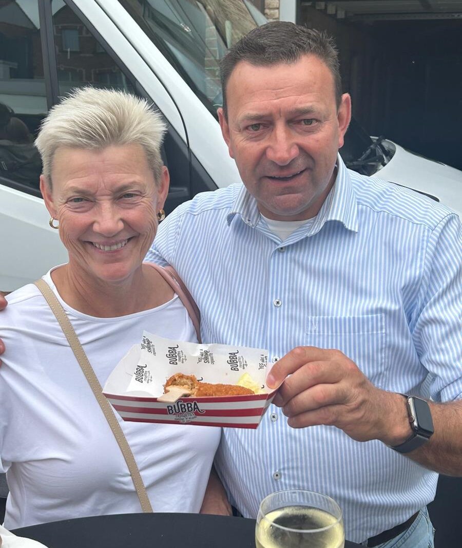 Truienaar lanceert gloednieuwe krokettenvuurtoren op Het Schlagerfestival