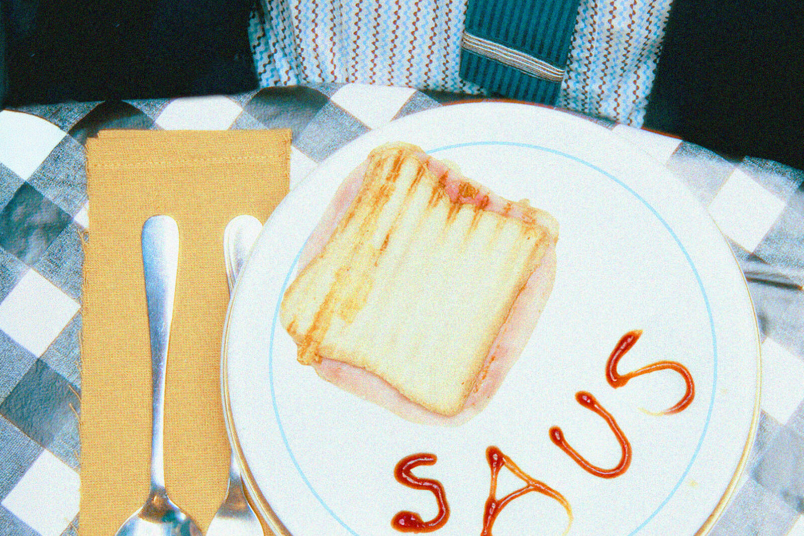 HONEY - EP 'Saus' is uit