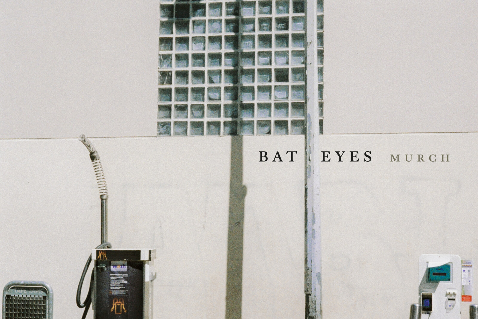 Bat Eyes deelt nieuwe single "It's Not Real"