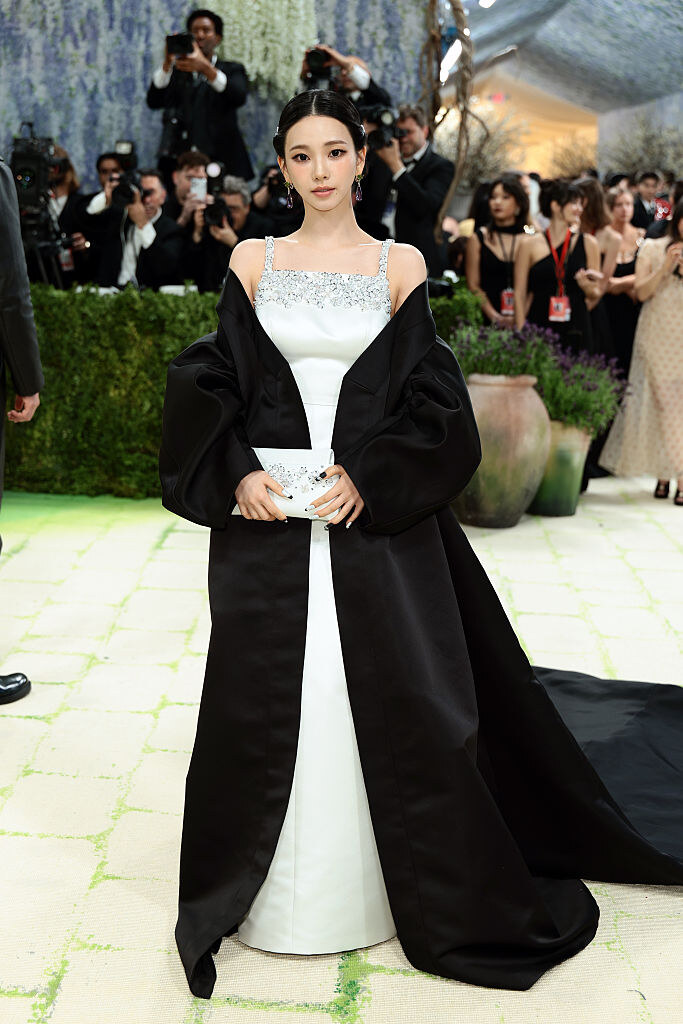 Aespa’s Karina and Ningning  Make Met Gala Debut, with KARINA in Prada and NINGNING in Gucci