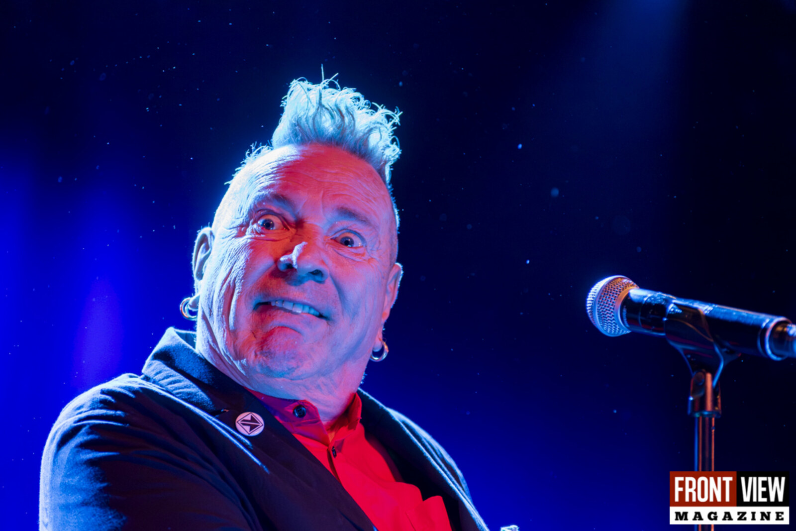 Een hilarische authentieke ‘All-in’ met Public Image Ltd. In Trix Borgerhout