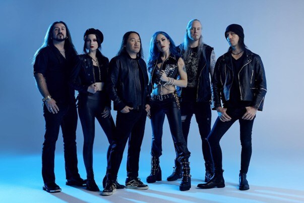 Ex-Arch Enemy Frontwoman Alissa White-Gluz Joins Dragonforce  As Additional Singer!