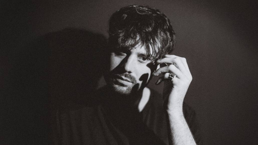Mathis Akengin releases sublime debut album ‘Passage Des Fleurs’