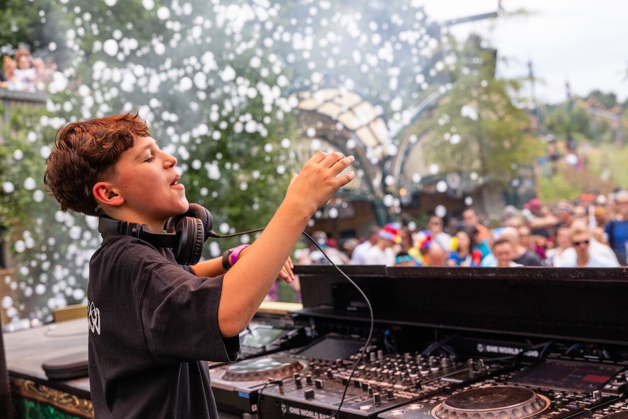 Second Tomorrowland Performance Marks Highlight of Remarkable Summer for 15-Year-Old Sebsky