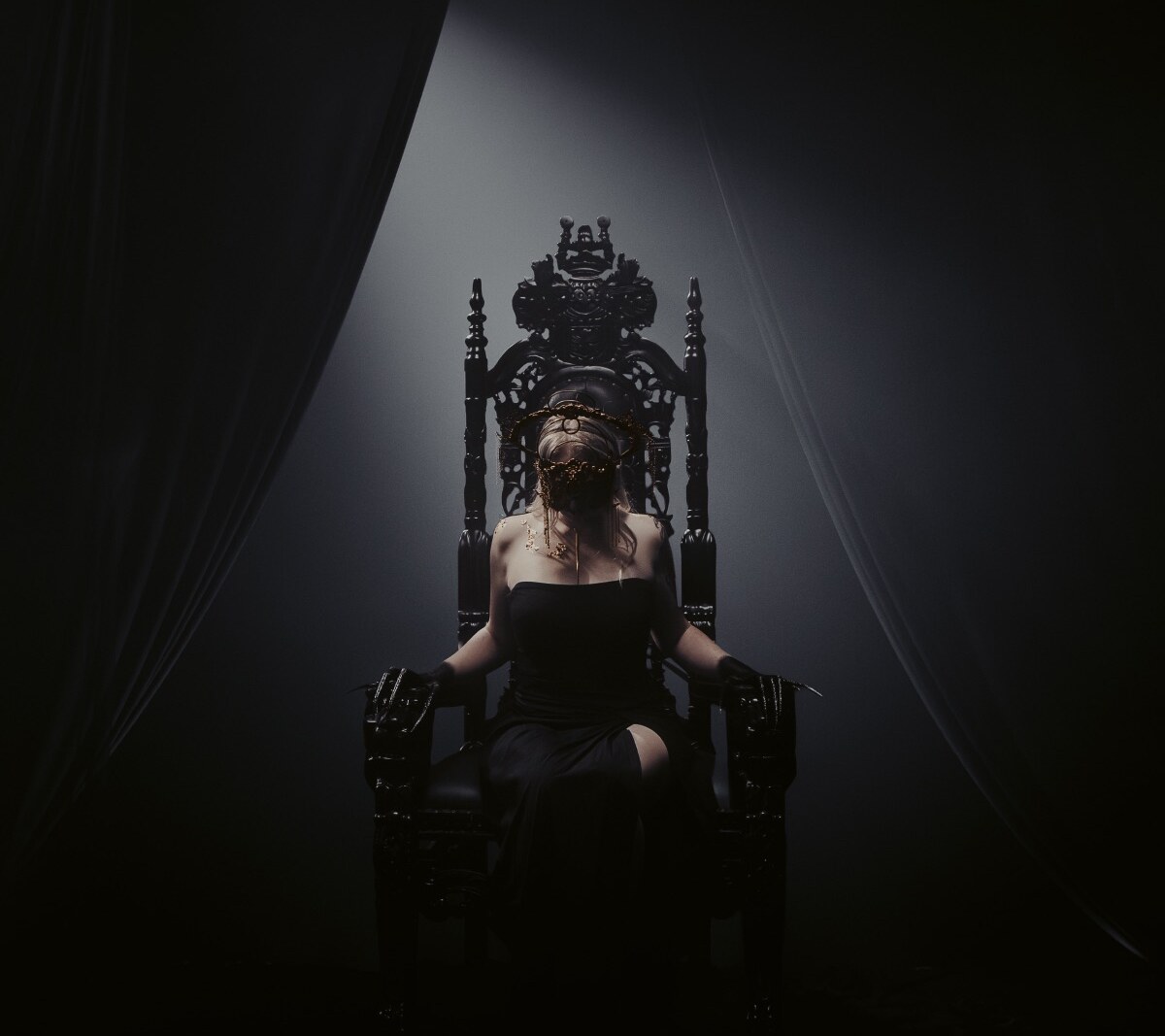 Fearless Records Welcomes Enigmatic Artist Cenobia To The Label's Global Roster