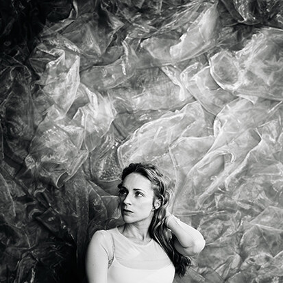 Single out now Agnes Obel "The Meaning of Flowers"