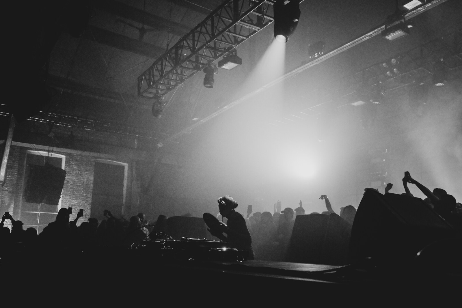 Jeff Mills Releases Pt. 2 of 'Live at Knockdown Center' DJ Mix on Apple Music in Spatial Audio