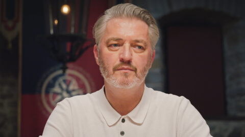 Noah wil Kürt koste wat kost weg in De Verraders: “Hij is the head of the snake”