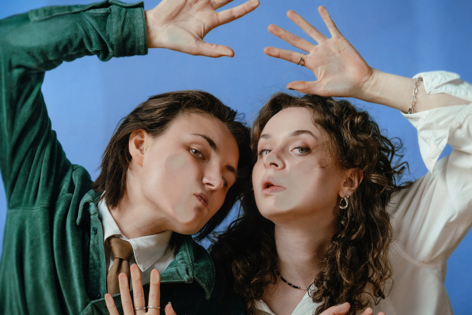 Kids With Buns release long-awaited new album "bell jar"