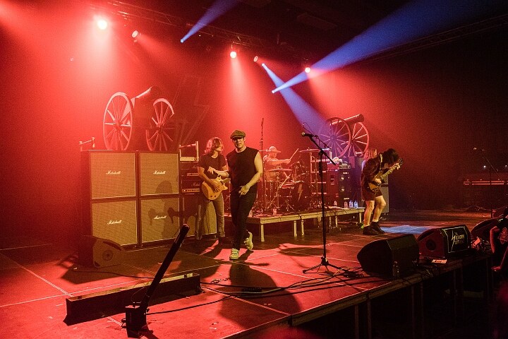 IC/TC (AC/DC tribute) @ Masters@ Rock indoor