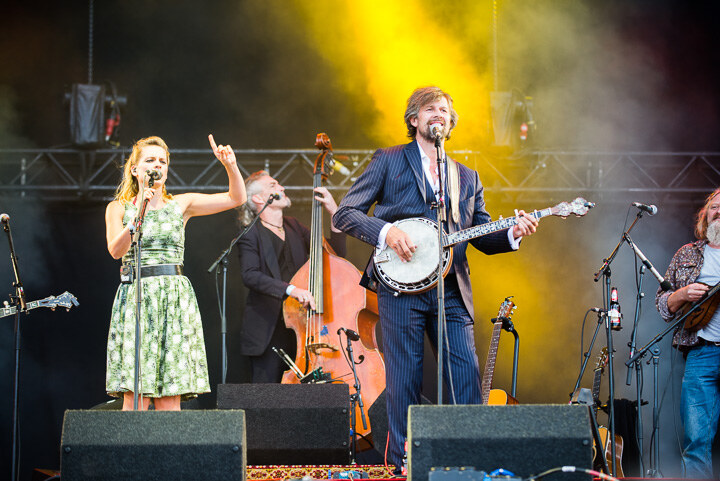Broken Circle Breakdown Bluegrass Band @ Summer Swing