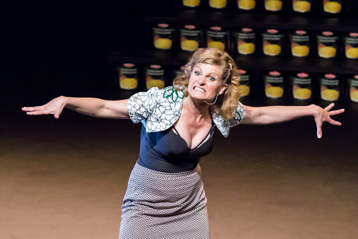 Nele Goossens: " 't Zal wel zijn " @ Fakkelteater
