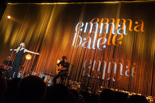 Emma Bale Voorprogramma Stan Van Samang @ Lotto Arena